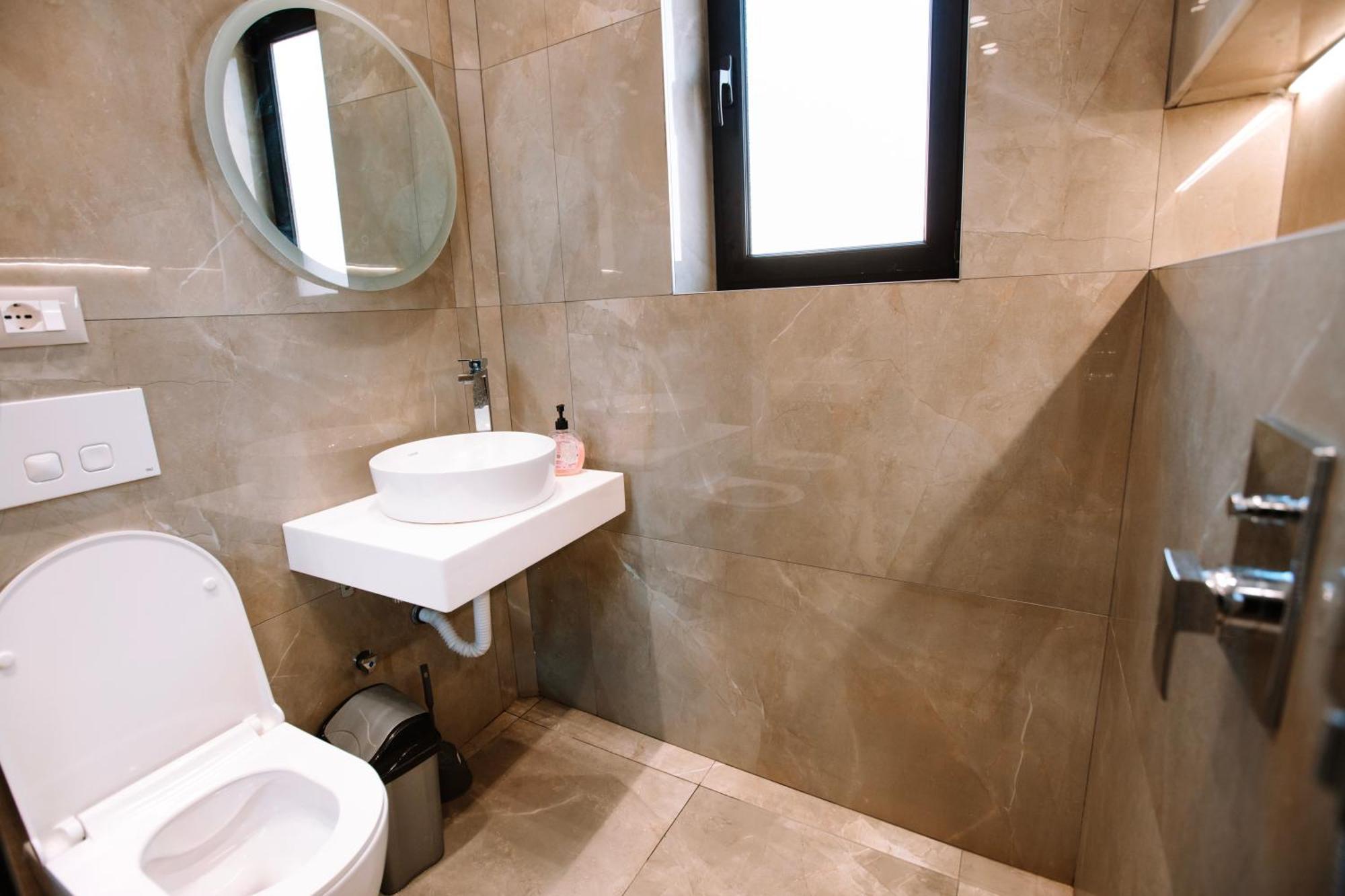 Barrikada Str Modern Apartments - The Nest Tirana Extérieur photo