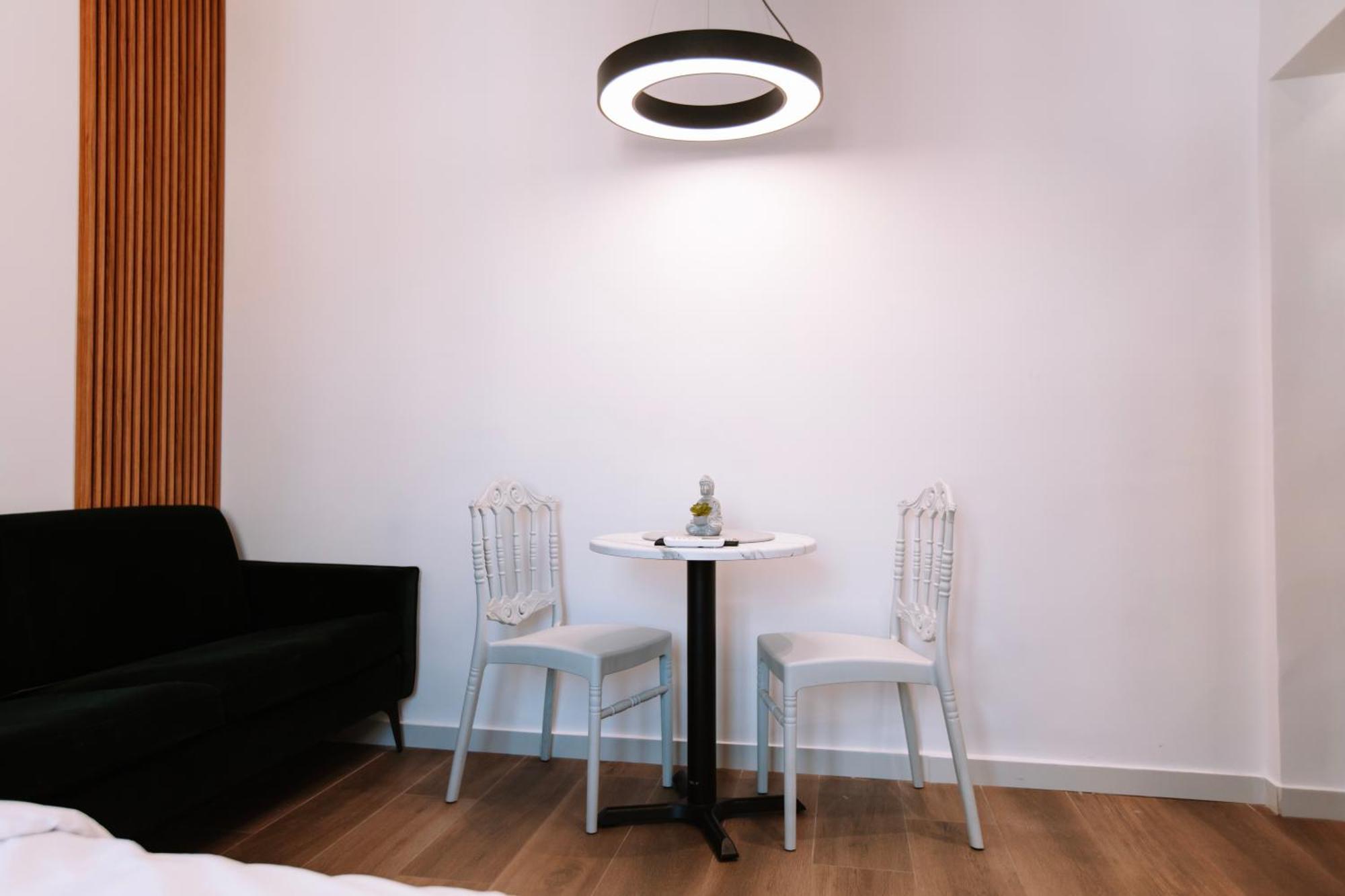 Barrikada Str Modern Apartments - The Nest Tirana Extérieur photo